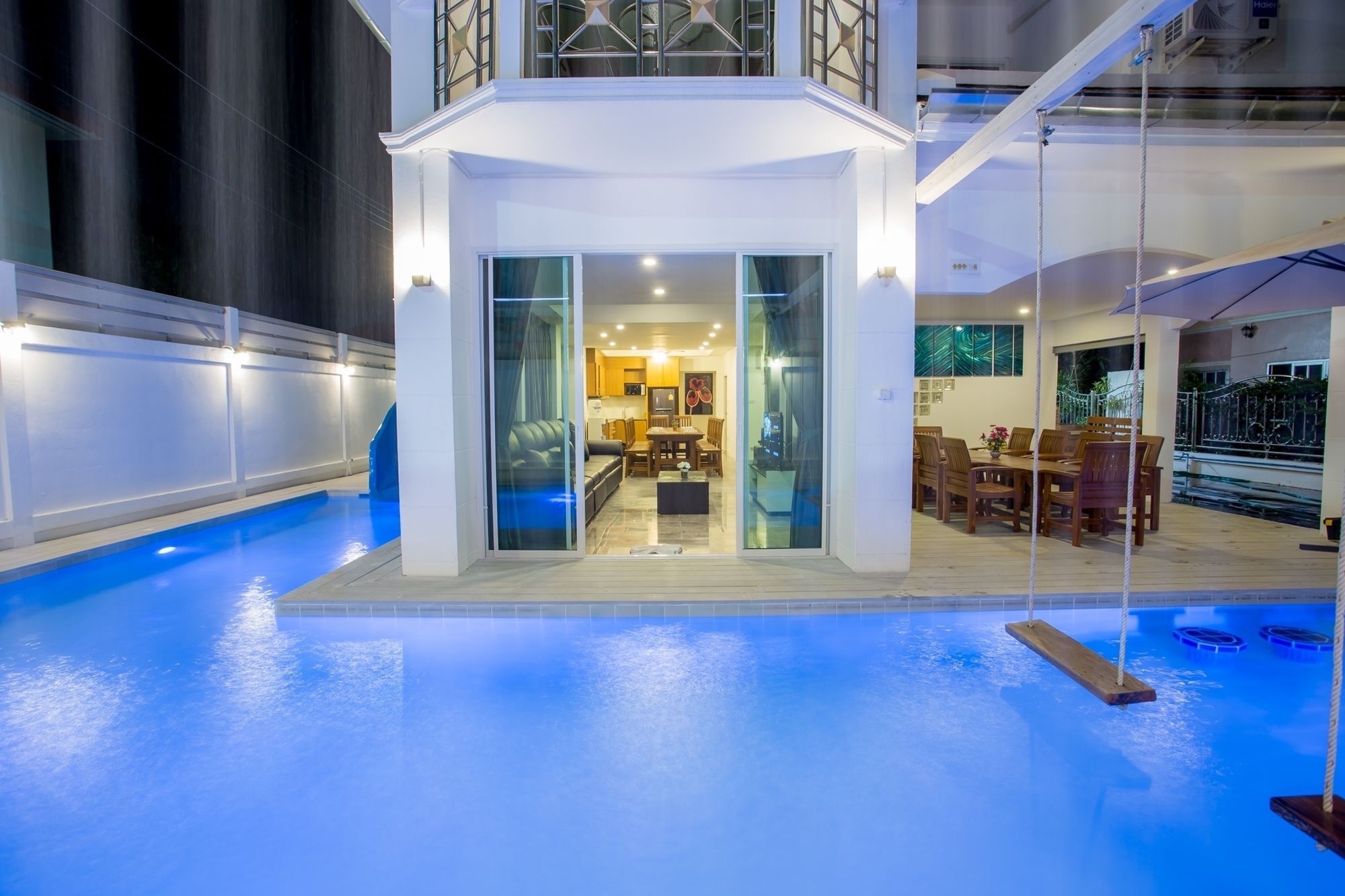 The Ville Modern Viewpoint Pool Villa Pattaya Bagian luar foto